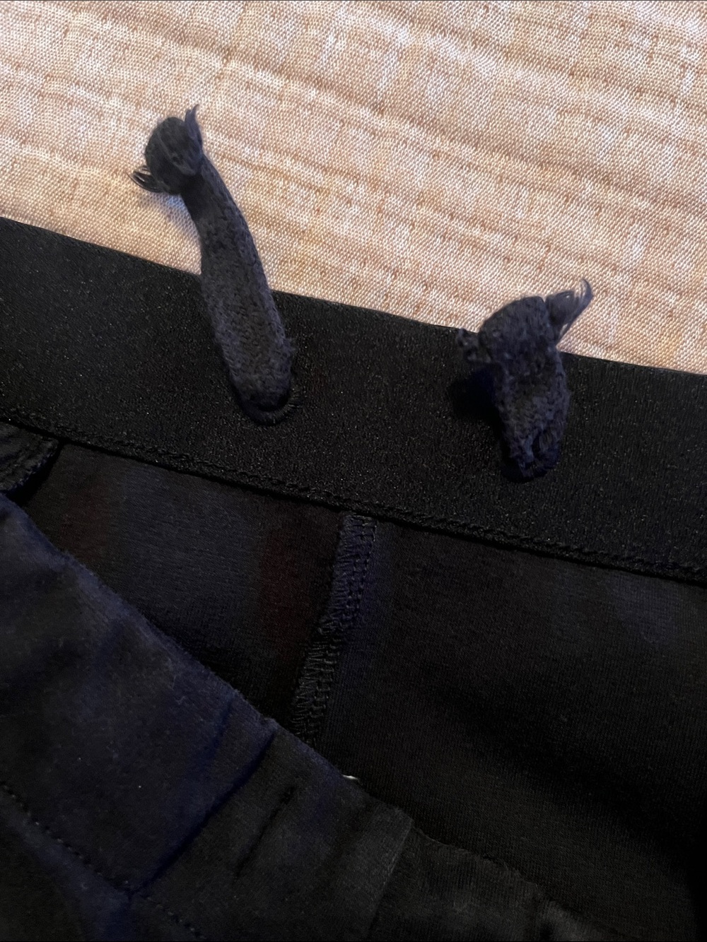 Everlane The Dream Pants in Black - Picture 6 of 11